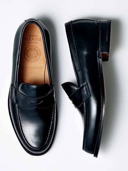 Footwear, Brown, Product, Shoe, Leather, Boot, Tan, Black, Dress shoe, Beige, 