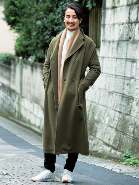 Clothing, Coat, Sleeve, Collar, Textile, Standing, Outerwear, Overcoat, Style, Street fashion, 
