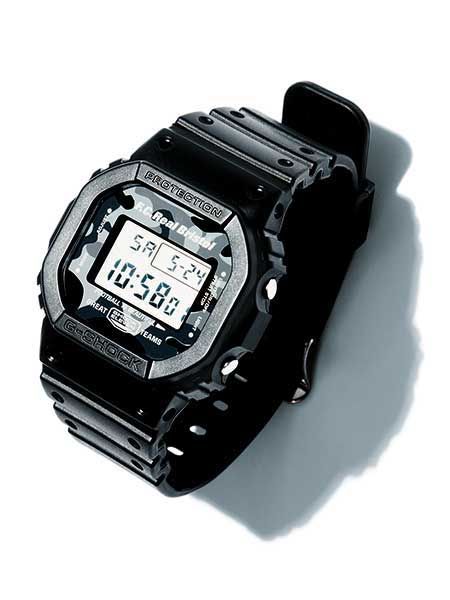 DW-5600をベースにした、F.C.R.B.とのコラボG-SHOCK