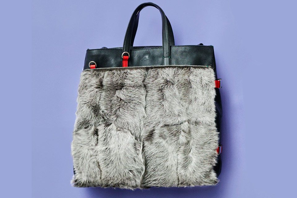 Handbag, Bag, Tote bag, Fashion accessory, Material property, Shoulder bag, Luggage and bags, 
