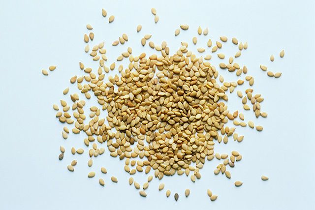 Ingredient, Seed, Food grain, Cereal, Produce, Bird food, Bird supply, Breakfast, 