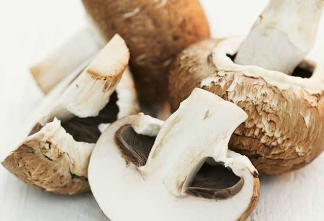 White, Ingredient, Natural material, Beige, Tan, Close-up, Still life photography, Edible mushroom, Whole food, 