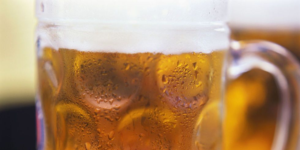 Beer glass, Drink, Beer, Beer stein, Lager, Drinkware, Yellow, Mug, Alcoholic beverage, Glass, 