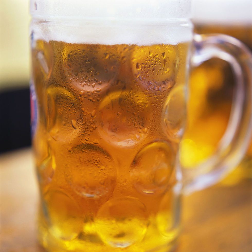 Beer glass, Drink, Beer, Beer stein, Lager, Drinkware, Yellow, Mug, Alcoholic beverage, Glass, 