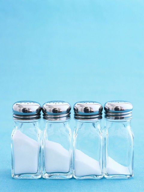 お腹が張って痛いときの対処法と 腹部膨満感に効く食べ物