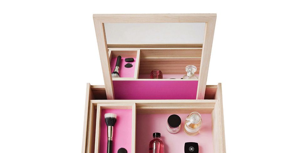 Shelf, Pink, Furniture, Shelving, Dresser, Material property, Room, Toy, Drawer, Magenta, 