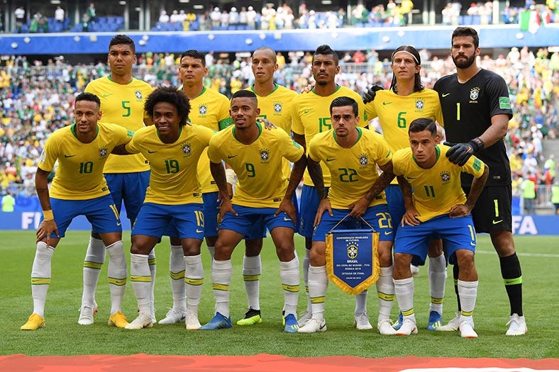 サッカー王国ブラジルの 勝手に歴代 マイベストイレブン