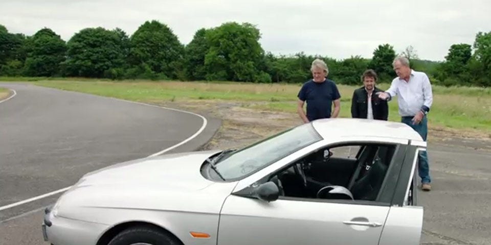 半分にちょん切った自動車を乗りこなせるか 英テレビ番組で新趣向 半分にちょん切った自動車を乗りこなせるか 英テレビ番組で新趣向