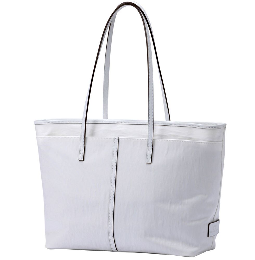 Handbag, Bag, White, Shoulder bag, Product, Fashion accessory, Tote bag, Material property, Font, Luggage and bags, 