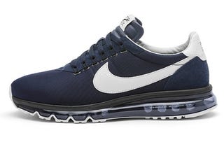 スタイリッシュなネイビーベースの Air Max が新登場 スタイリッシュなネイビーベースの Air Max が新登場