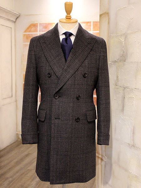 Clothing, Coat, Dress shirt, Collar, Sleeve, Textile, Outerwear, Style, Formal wear, Pattern, 