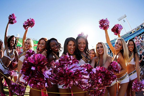 Cheerleading, Cheering, Fun, Event, Spring, Flower, Party, Plant, American football, Leisure, 