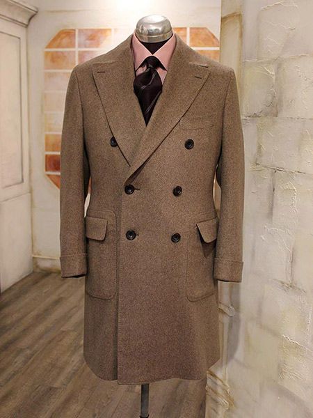 Clothing, Coat, Collar, Dress shirt, Sleeve, Textile, Outerwear, Style, Pattern, Formal wear, 
