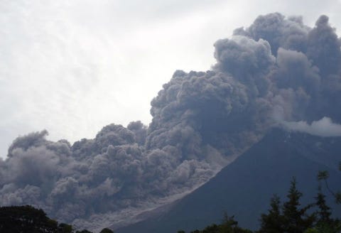 グアテマラでも火山が噴火 62人もの犠牲者がでた現地での様子 グアテマラでも火山が噴火 62人もの犠牲者がでた現地での様子