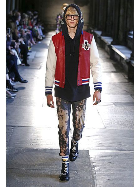 【レア　美品】　GUCCI ツイードジャケット　2017年クルーズコレクション レア 美品】 GUCCI ツイードジャケット 2017年クルーズ