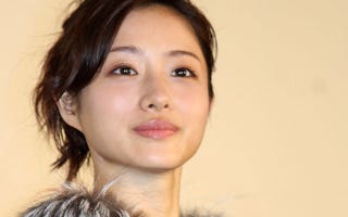 石原さとみが6位に 16版 最も美しい顔100人 Best15人公開