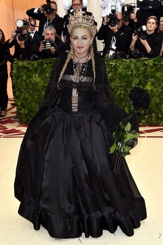 マドンナ60歳 時代を牽引する彼女を半生をヒット曲とともに振り返る
