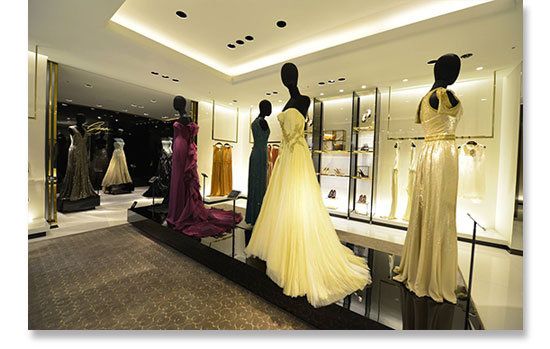 Dress, Bridal clothing, Gown, Formal wear, One-piece garment, Wedding dress, Bridal party dress, Ceiling, Fashion, Boutique, 