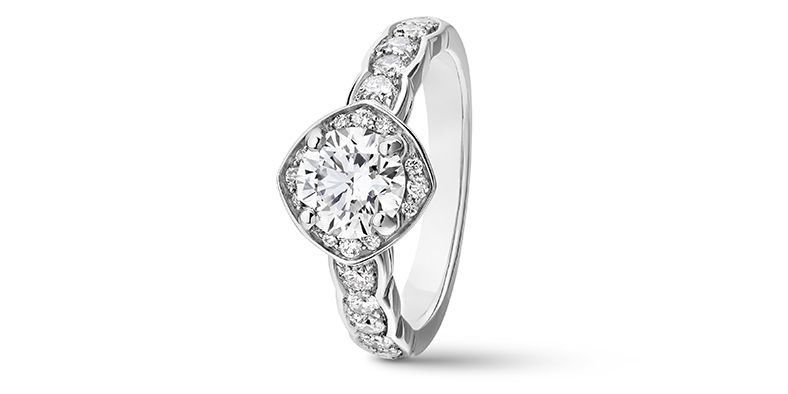 Jewellery, Fashion accessory, Ring, Diamond, Engagement ring, Platinum, Pre-engagement ring, Body jewelry, Gemstone, Wedding ceremony supply, 