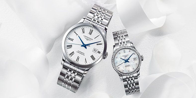 Watch, Analog watch, Photograph, Fashion accessory, Watch accessory, Product, Jewellery, Brand, Font, Silver, 