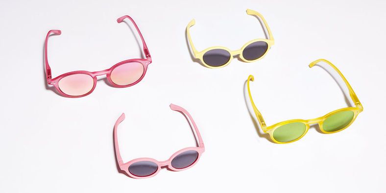 Eyewear, Glasses, Sunglasses, Personal protective equipment, Goggles, Vision care, Yellow, Pink, Material property, Fashion accessory, 
