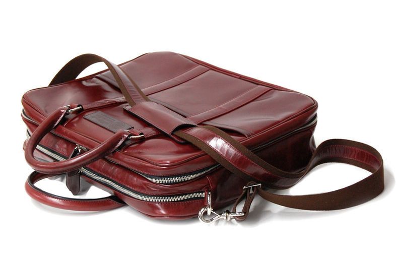 Bag, Handbag, Leather, Brown, Fashion accessory, Maroon, Messenger bag, Baggage, Shoulder bag, Luggage and bags, 