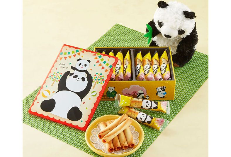 Panda, Bear, Green, Comfort food, Rice ball, Meal, Cuisine, Side dish, Food, Japanese cuisine, 