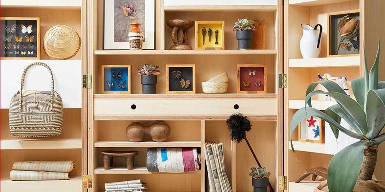 Shelving, Shelf, Furniture, Bookcase, Room, Interior design, Wall, Cabinetry, Hutch, Living room, 