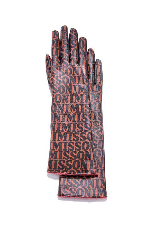 Glove, Safety glove, Personal protective equipment, Brown, Maroon, Hand, Fashion accessory, Finger, Leather, Beige, 