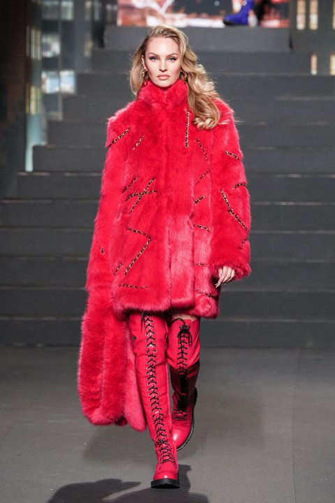 Fashion model, Fashion show, Fashion, Clothing, Runway, Fur, Fur clothing, Red, Pink, Outerwear, 