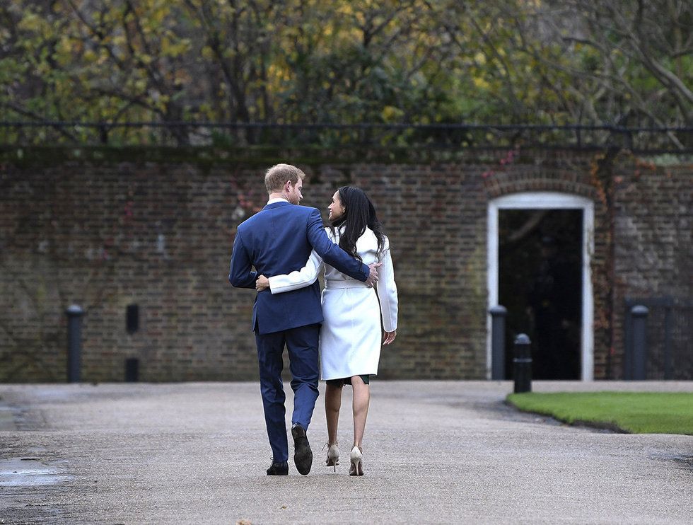 Photograph, Standing, Photography, Walking, Interaction, Gesture, Tree, Dress, Ceremony, Honeymoon, 