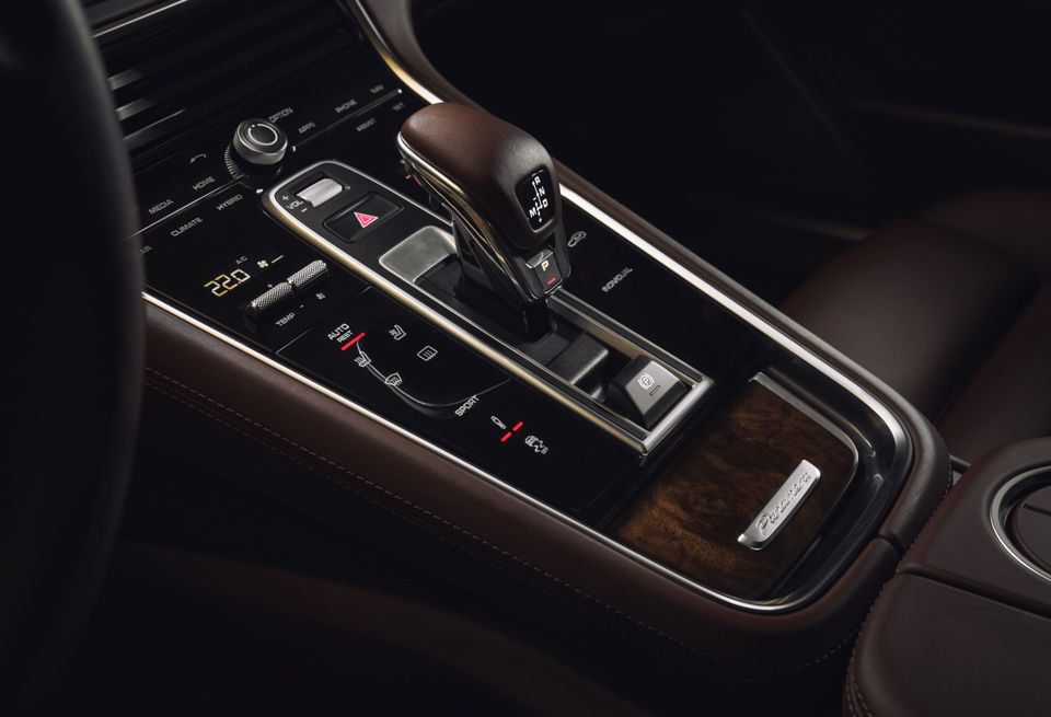Gear shift, Center console, Vehicle, Car, Luxury vehicle, Audi, Audi a5, 