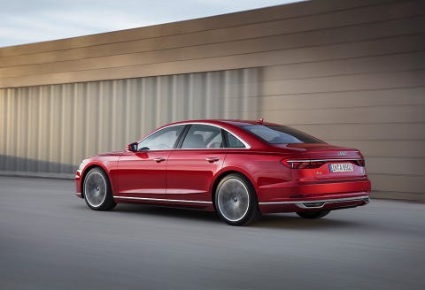 アウディが考える安全の革新 ー 最高級セダン 新型 A8 に具現化された未来
