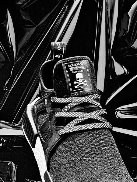 Monochrome, Art, Black-and-white, Monochrome photography, Walking shoe, Still life photography, Illustration, Outdoor shoe, Running shoe, Drawing, 