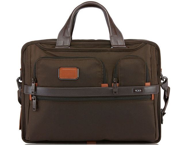 Bag, Handbag, Business bag, Product, Briefcase, Brown, Luggage and bags, Hand luggage, Messenger bag, Leather, 
