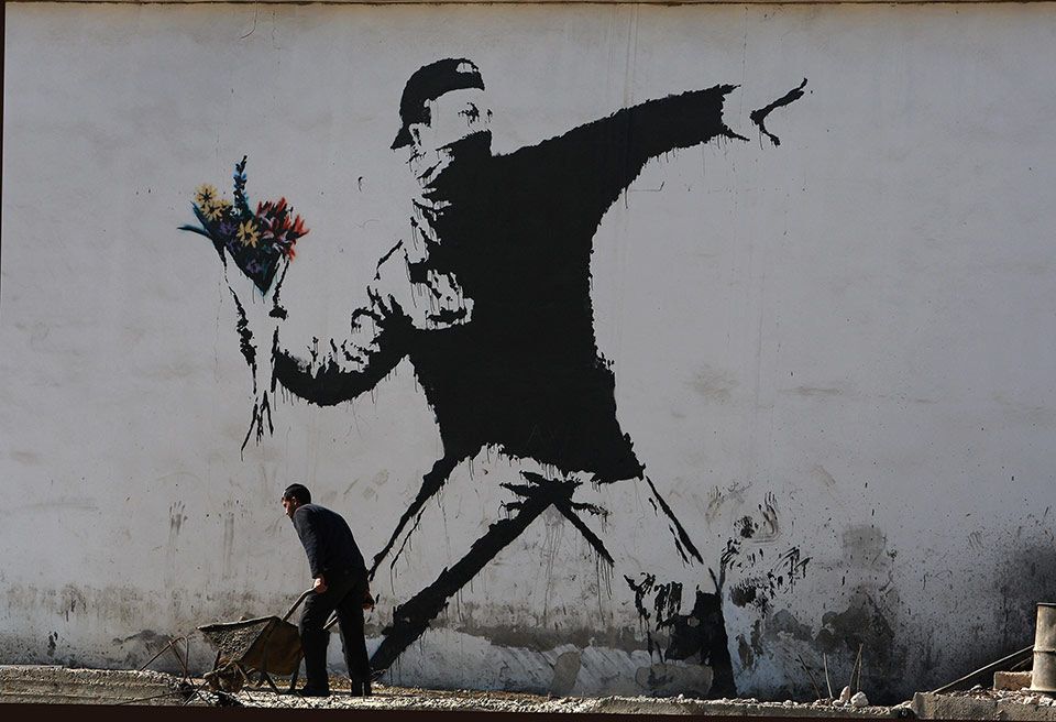 玄関先迄納品 あのBanksy（バンクシー）の正体発覚!? 彼の作品とその意味に迫る その他