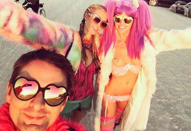 世界最大の乱痴気フェス“バーニングマン”に参加した、セクシー