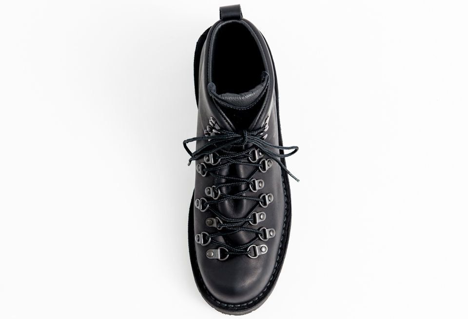 Shoe, Product, White, Style, Black, Grey, Tan, Walking shoe, Silver, Still life photography, 