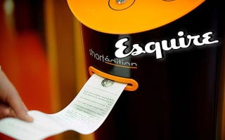 短編小説を無料で読むことのできる自販機がフランスに存在していた Esquire Uk 短編小説を無料で読むことのできる自販機がフランスに存在していた Esquire Uk
