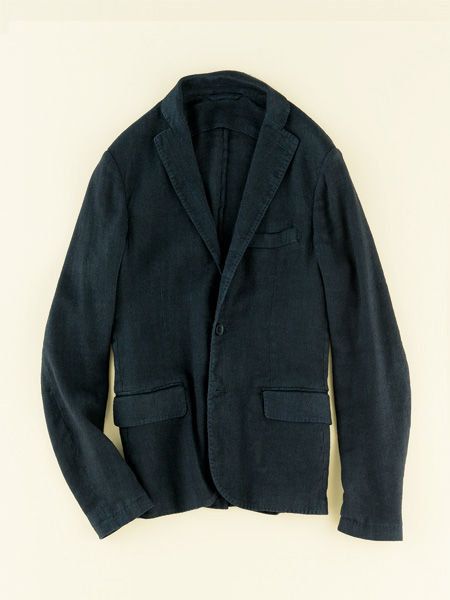 Sleeve, Textile, Coat, Outerwear, Collar, Jacket, Fashion, Black, Natural material, Sweatshirt, 