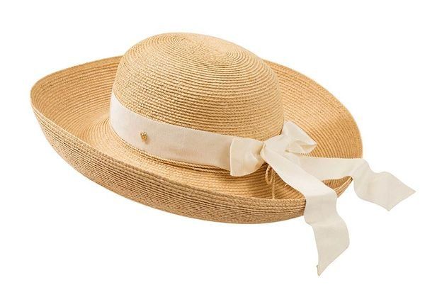Hat, Clothing, Sun hat, Fashion accessory, Beige, Headgear, Costume hat, Fedora, Costume accessory, Cowboy hat, 