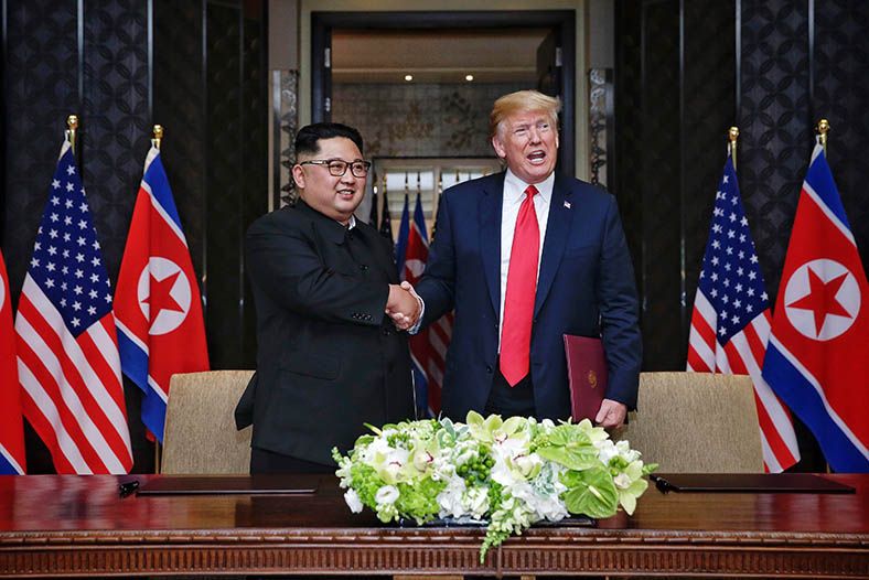 トランプ大統領&金委員長が合意へ ― 北朝鮮の「完全非核化」と米国の 売れ 記念コインホワイトハウス 本物保証新品トランプ大統領金正恩第一回米朝会談 旧貨幣/金貨/銀貨/記念硬貨