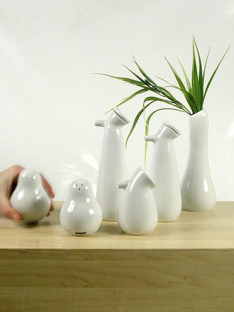 Vase, Flowerpot, Ceramic, Still life, Porcelain, Still life photography, Houseplant, Plant, Artifact, 