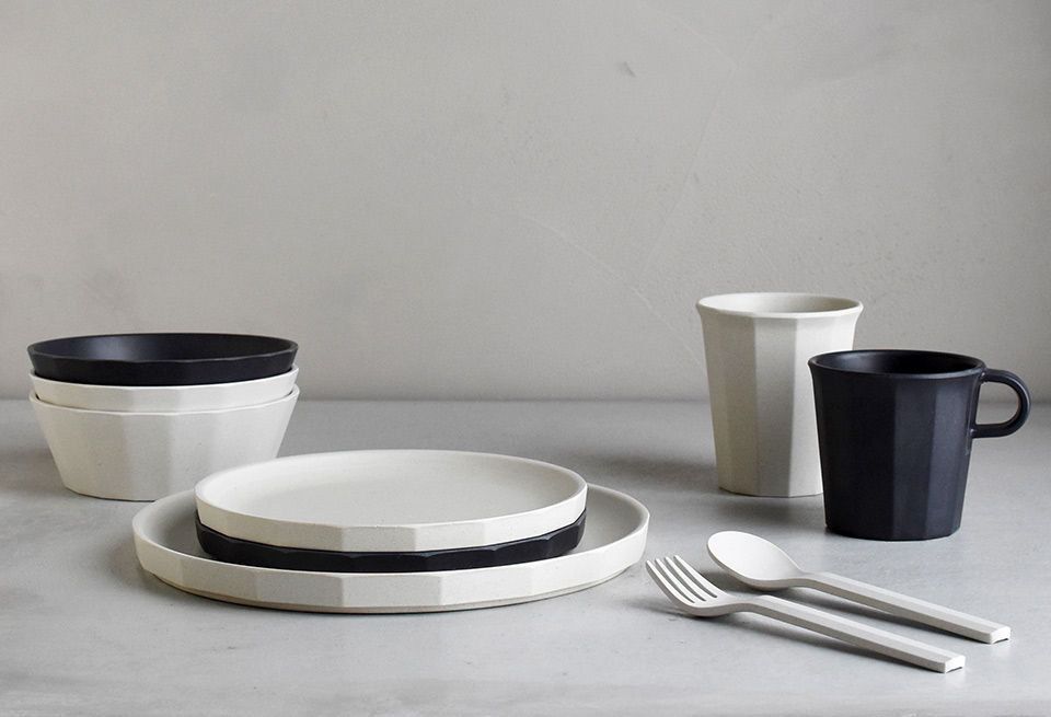 Dishware, Porcelain, Product, Dinnerware set, earthenware, Ceramic, Table, Plate, Serveware, Tableware, 