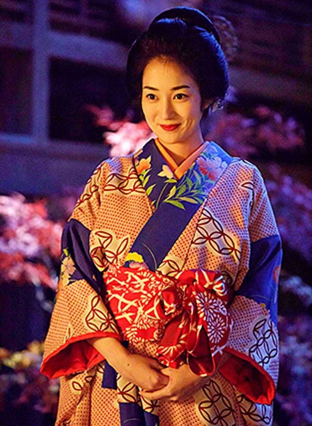 Clothing, Kimono, Costume, Hairstyle, Fashion, Taiwanese opera, Shimada, Tradition, Performance, 