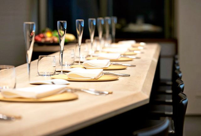 Restaurant, Rehearsal dinner, Table, Tableware, Stemware, À la carte food, Textile, Room, Champagne stemware, Wine glass, 