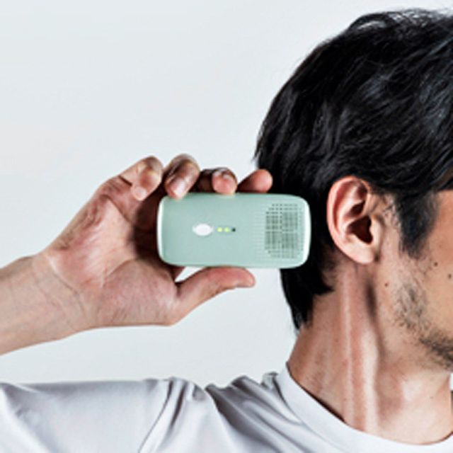 Skin, Ear, Electronic device, Gadget, Technology, Mobile phone, Hand, Smartphone, Electronics, Neck, 