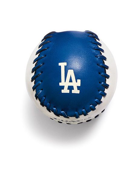 Blue, Ball, Bottle cap, Electric blue, College softball, Ball, Circle, Bat-and-ball games, Baseball equipment, Baseball, 