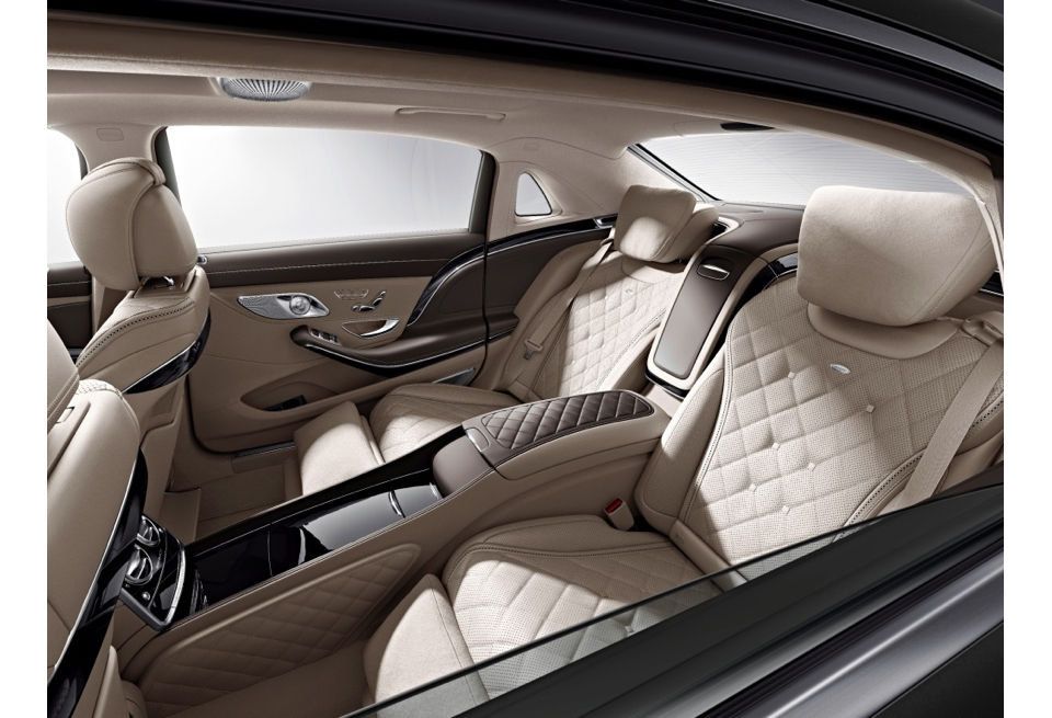 Vehicle, Car, Personal luxury car, Luxury vehicle, Automotive design, Car seat, Vehicle door, Car seat cover, 