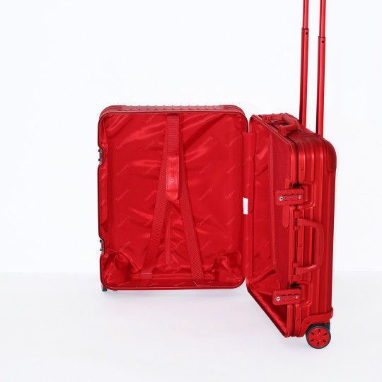 Red, Product, Bag, Suitcase, Hand luggage, Wheel, Magenta, Luggage and bags, Rolling, Automotive wheel system, 